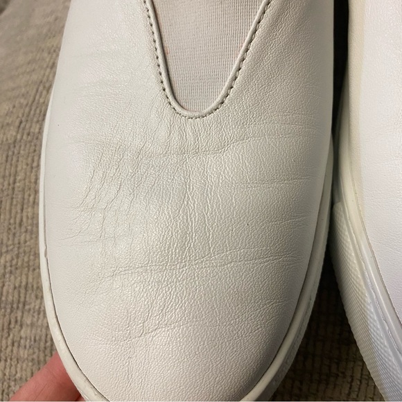 Le Septembre 17 white Leather v cut Slippers / size 11 men’s - Picture 2 of 16